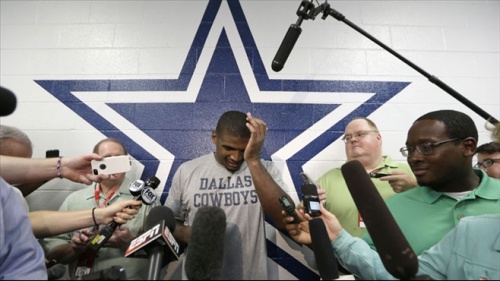 Haber | Eşcinsel oyuncunun sözleşmesi feshedildi