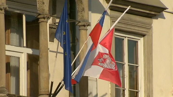 Haber | Slovenya parlamentosu eşcinsel evliliğe onay verdi