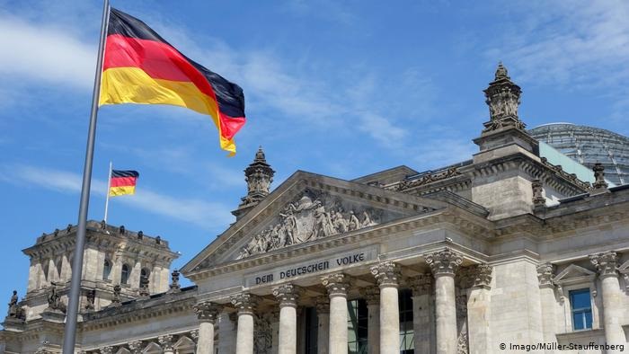 Haber | ALMANYA HÜKÜMETİ: EŞCİNSEL EVLİLİĞİ YASALLAŞTIRMAK HEDEFLERİMİZ ARASINDA DEĞİL