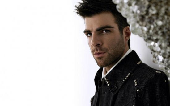 Haber | Zachary Quinto: Açık Bir Eşcinsel Olarak Daha Çok İş Teklifi Alıyorum