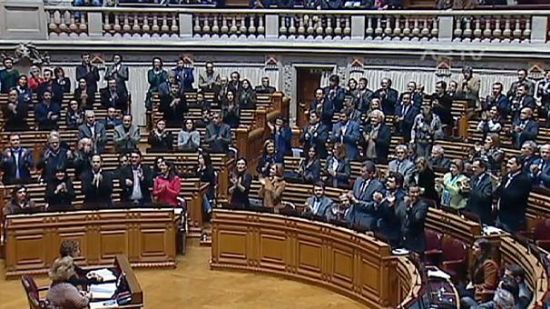 Haber | Portekiz’deki eşcinsel çiftlere evlat edinme hakkı