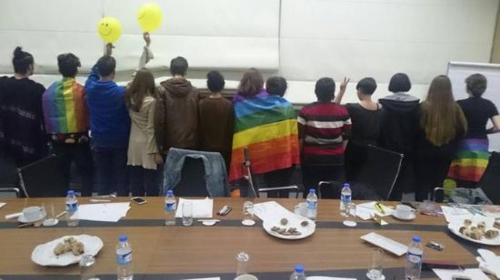 Haber | Homofobik Bildiriye Liselilerin Cevabı: “Buradayız, Alışın, Gitmiyoruz!”