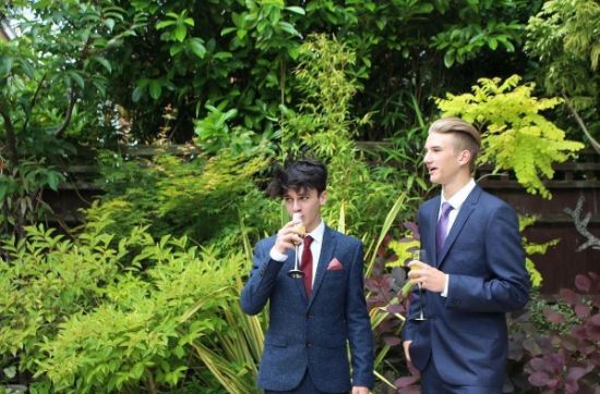 Haber | Erkek Arkadaşı Tarafından Terkedilen 16 Yaşındaki Genç İntihar Etti!