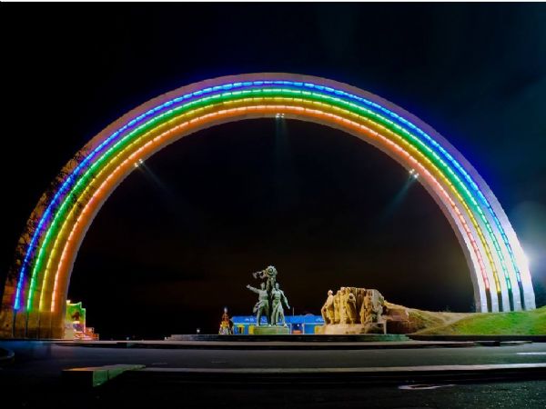 Haber | DÜNYANIN EN BÜYÜK GÖKKUŞAĞI HEYKELİ HANGİ ÜLKEDE YER ALDI?