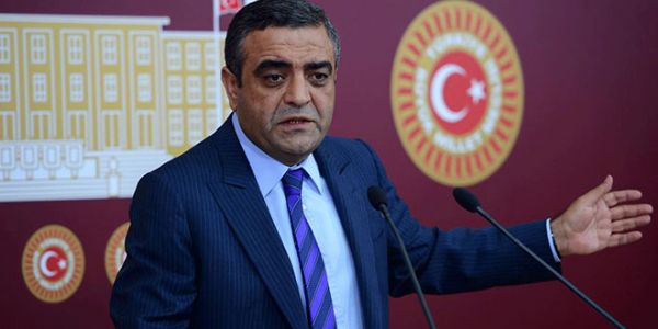 Haber | CHP MİLLETVEKİLİNDEN TBMM’YE LGBTİ’LERLE İLGİLİ SORU ÖNERGESİ