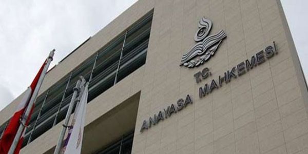 Haber | AYM EŞCİNSEL İLİŞKİDE BULUNAN ASKERLERİN ORDUDAN ATILMASINI ANAYASA’YA AYKIRI BULMADI